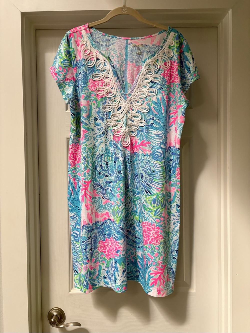 Lilly Pulitzer Blue, Pink & Green Tropical Floral V-Neck Shift Dress